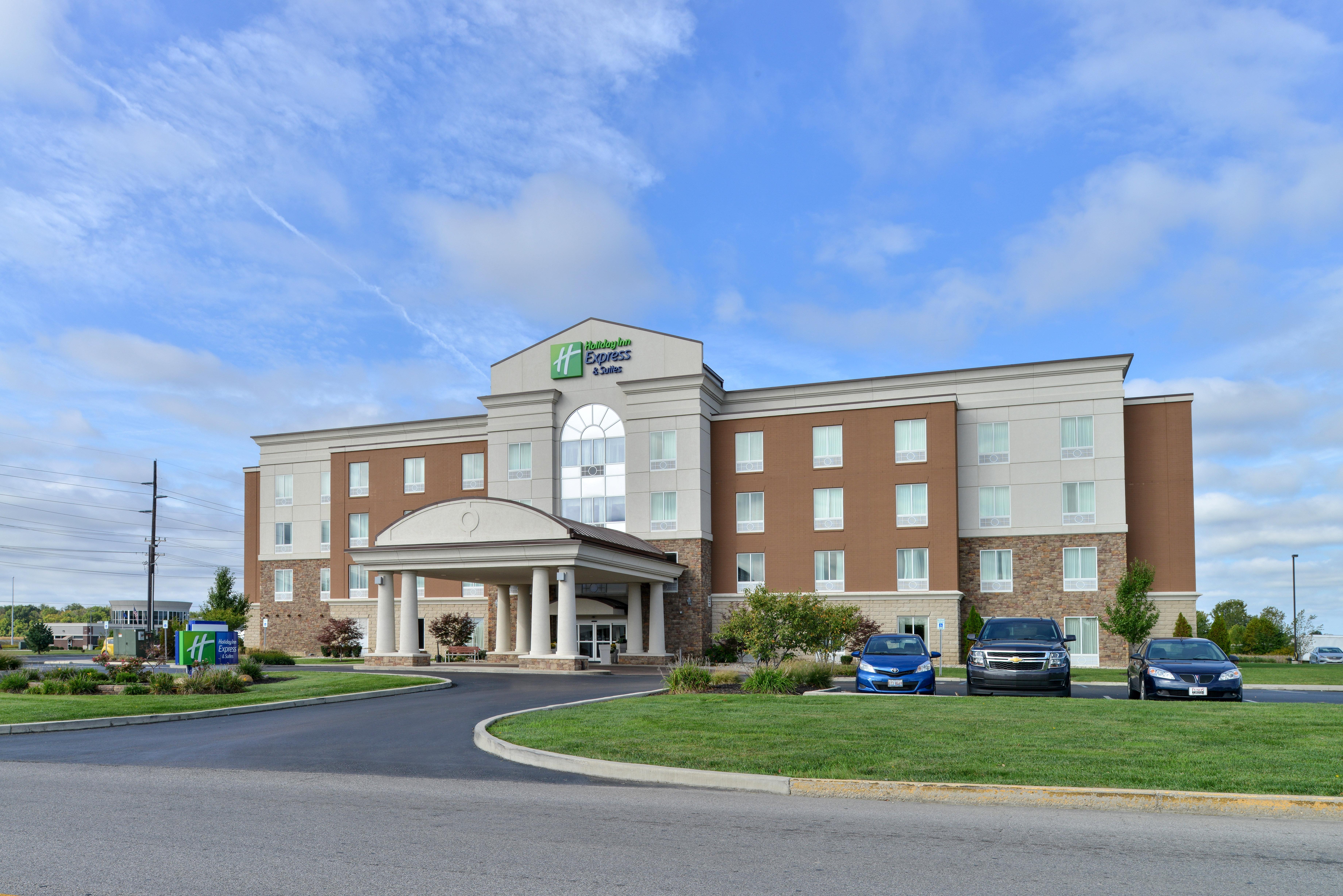 Holiday Inn Express Hotel & Suites Terre Haute By Ihg Exterior photo