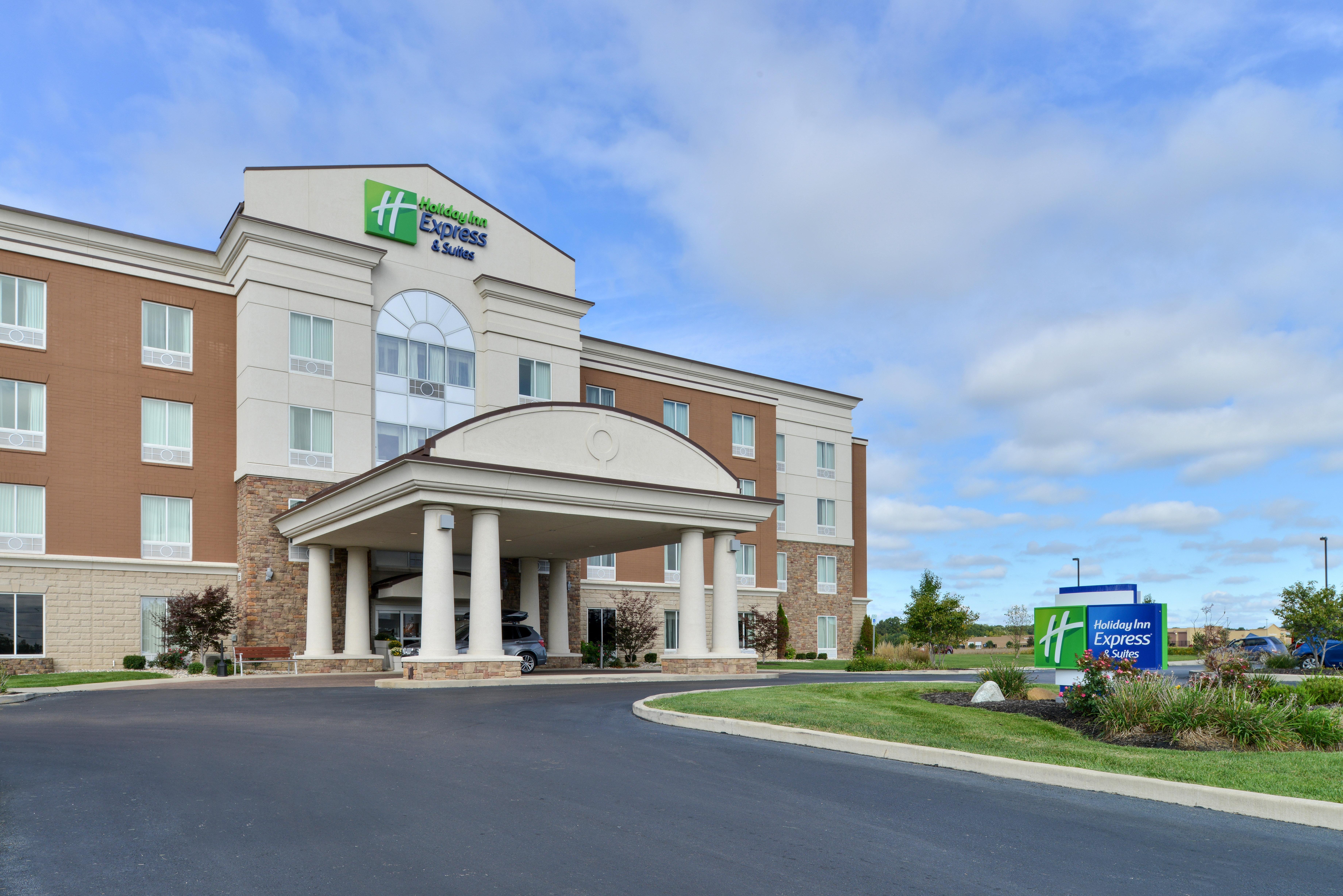 Holiday Inn Express Hotel & Suites Terre Haute By Ihg Exterior photo